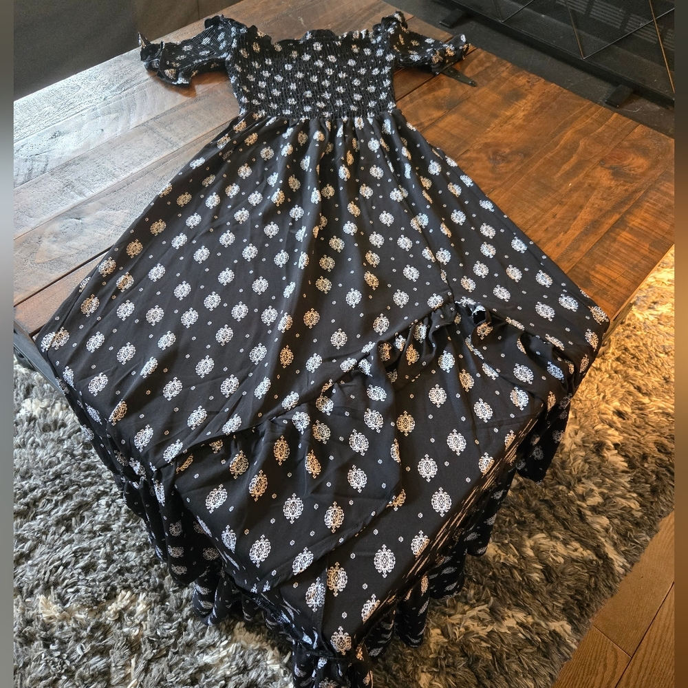 Franchescas Maxi Dress Black And White Size Small
